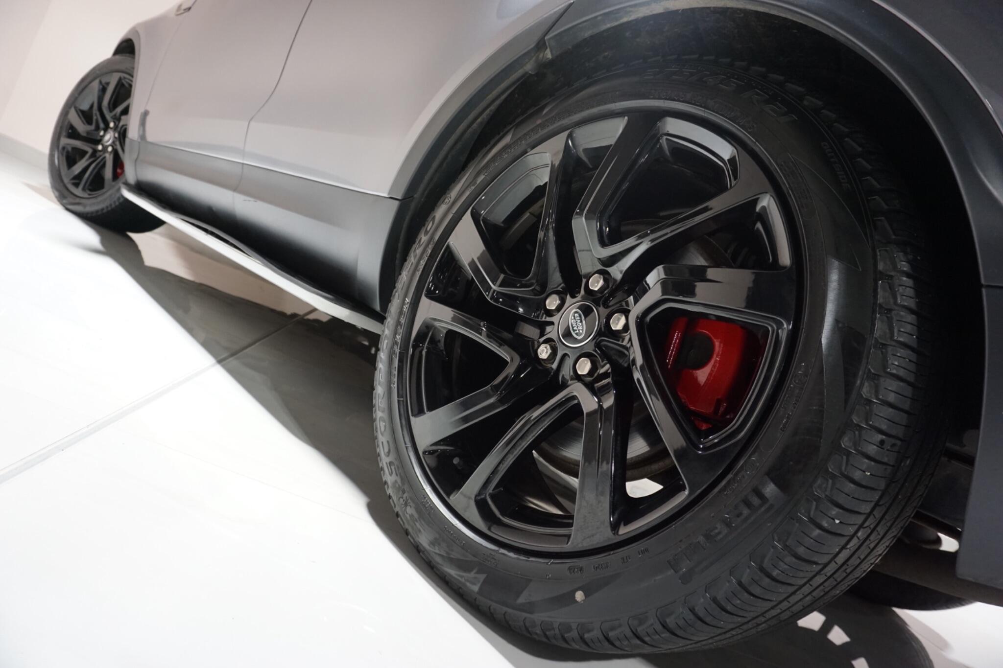 Land Rover Discovery 3.0 D300 MHEV SE SUV 5dr Diesel Auto 4WD Euro 6 (s/s) (300 ps)